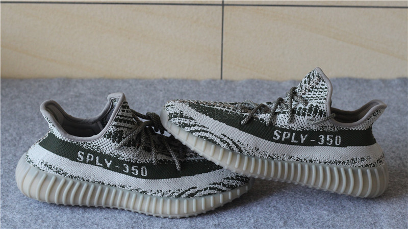 Adidas Yeezy Boost 350 V2 Grey Glow Sole